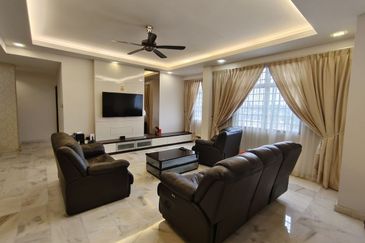 Aloha Tower Condominium