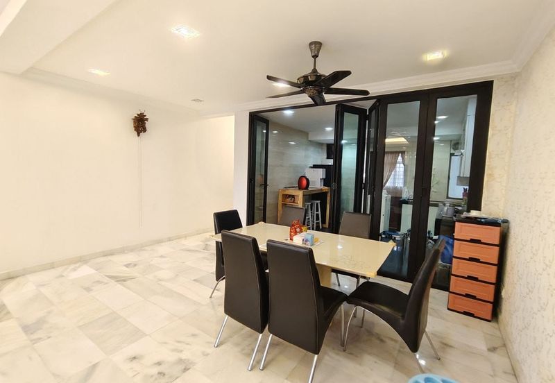 Aloha Tower Condominium