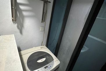 Almas Suites @ Puteri Harbour