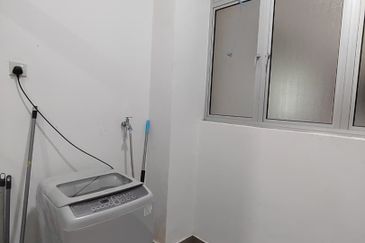 Meridin Bayvue Apartment