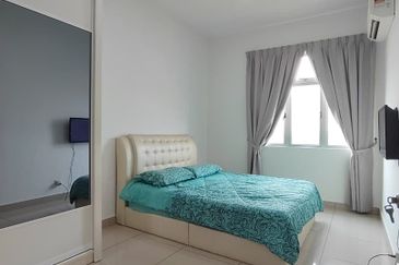 Meridin Bayvue Apartment