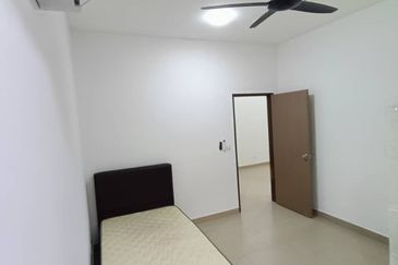 Taman Impian Emas (iconia Garden Residence)