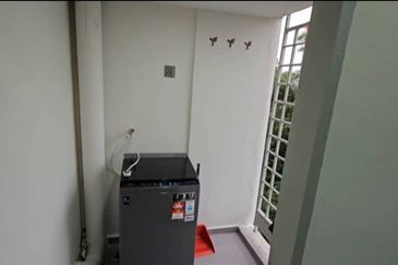 Flat Jasa Mutiara Rini Skudai 