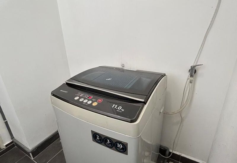 The Pinnacles (Pinnacle Tower)