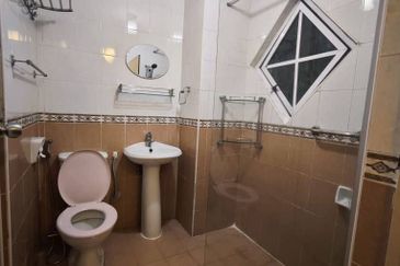 Pangsapuri Orchid View Luxury Apartment