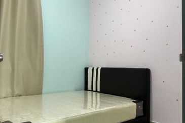 Meridin Bayvue Apartment