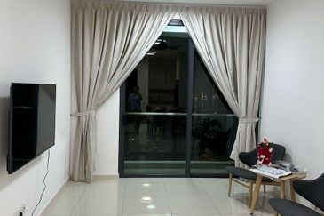 The M @ Medini Macrolink