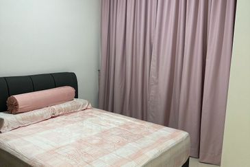 The M @ Medini Macrolink