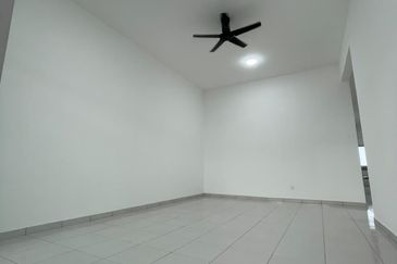 Single Storey Terrace House Jalan Bayan Kulai 