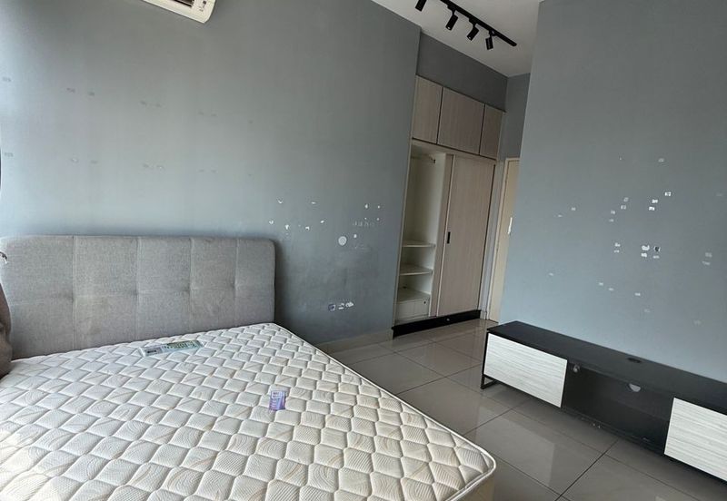 The Pinnacles (Pinnacle Tower)