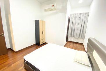 Double Storey Superlink House Estuari Garden 