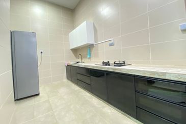 Double Storey Superlink House Estuari Garden 