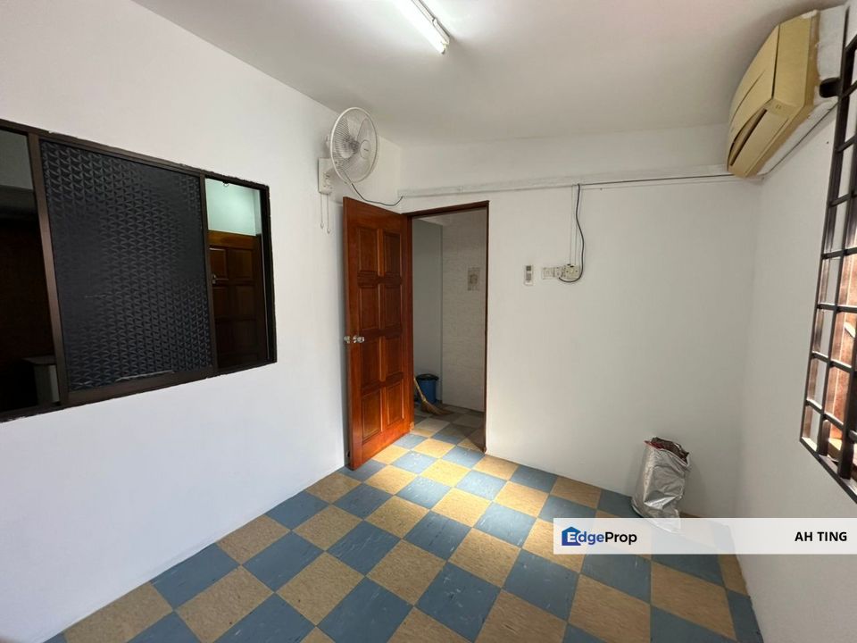 Double Storey Low Cost Taman Damai Jaya , Johor, Skudai