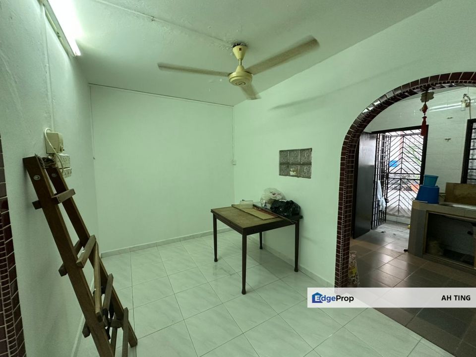 Double Storey Low Cost Taman Damai Jaya , Johor, Skudai