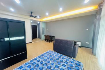 Palazio ( Pangsapuri Mayland Austin )