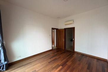 Paradiso Nuova Medini