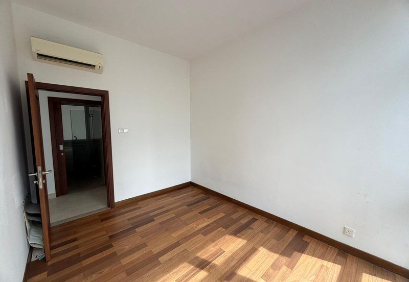 Paradiso Nuova Medini