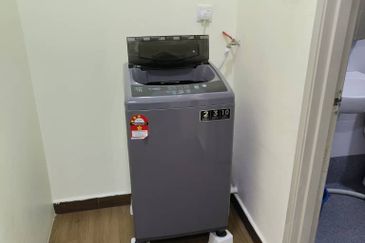 Akademik Suite @ Mount Austin