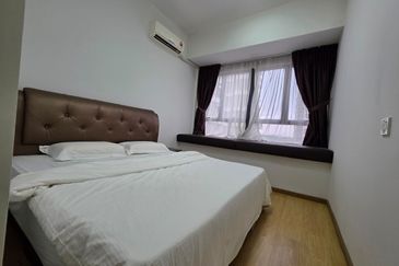 Baypoint @ Country Garden Danga Bay