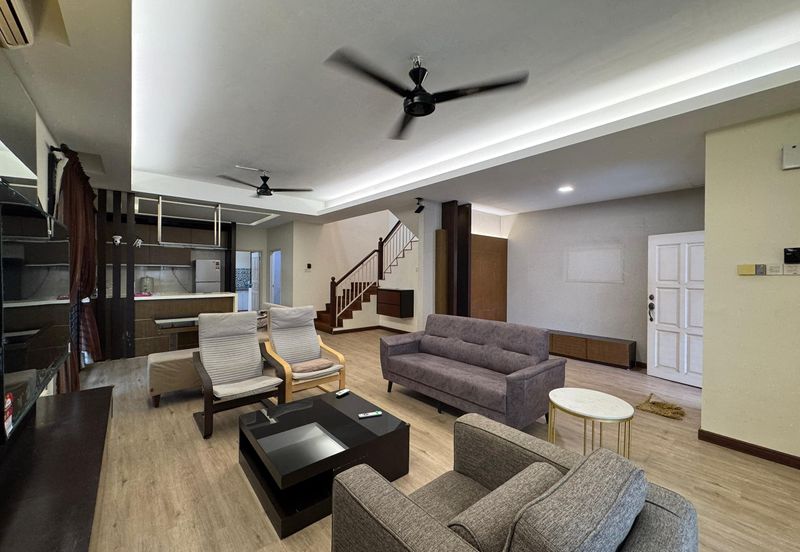 Jalan Austin Heights 1