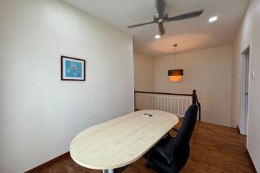 Jalan Austin Heights 1