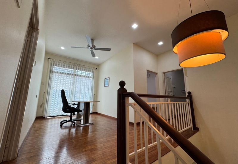 Jalan Austin Heights 1