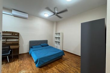 Jalan Austin Heights 1