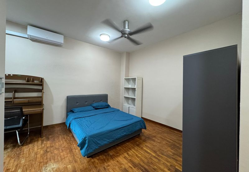 Jalan Austin Heights 1