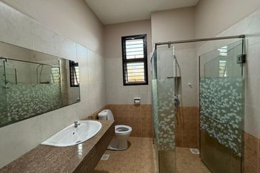 Jalan Austin Heights 1