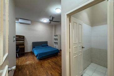 Jalan Austin Heights 1