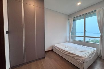 Puteri Cove Residences