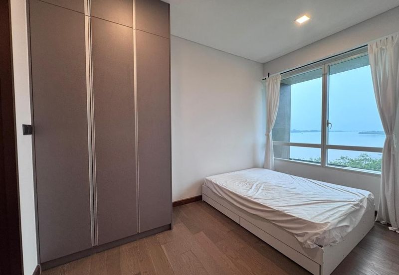 Puteri Cove Residences