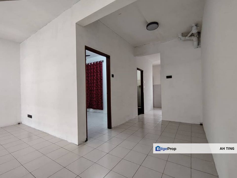 Double Storey Medium Low Cost Setia Indah 4 , Johor, Johor Bahru