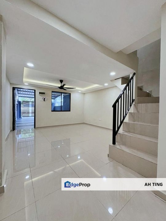 Double Storey Low Cost House Megah Ria , Johor, Masai