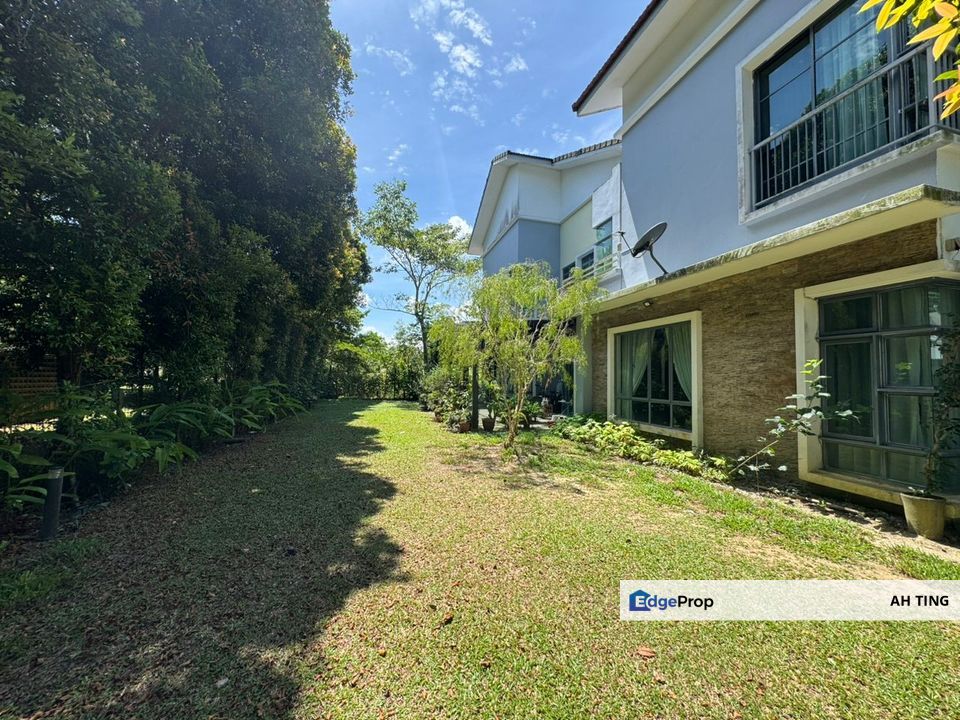 Double Storey Semi D End Lot East Ledang , Johor, East Ledang