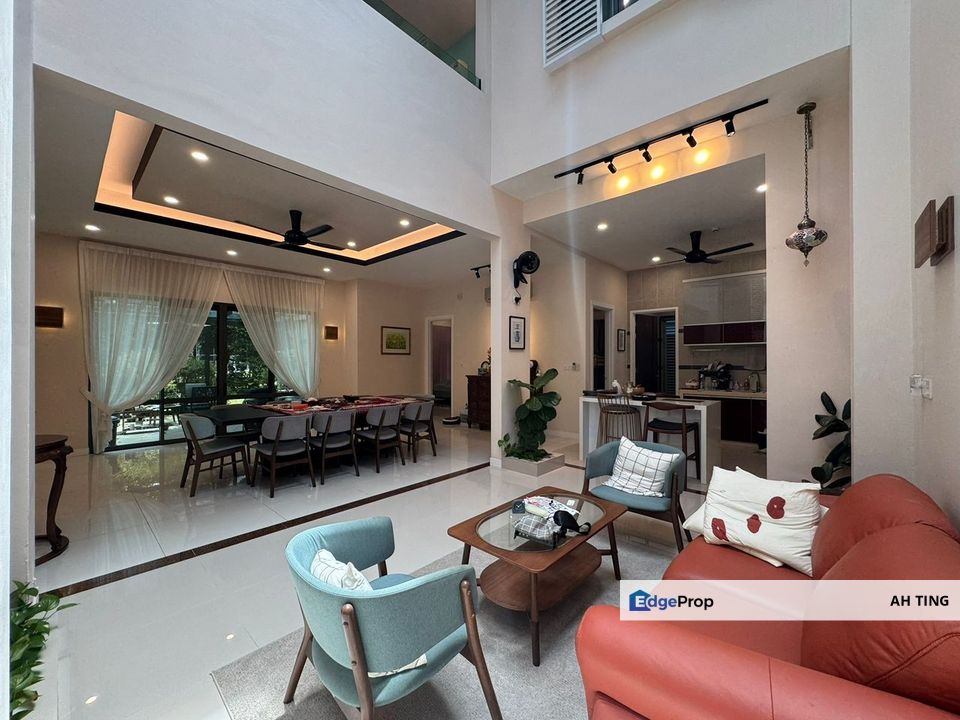 Double Storey Semi D End Lot East Ledang , Johor, East Ledang