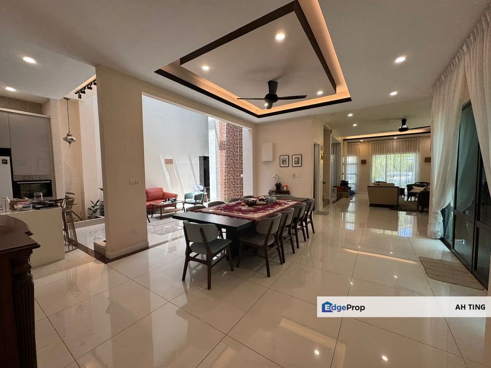 Double Storey Semi D End Lot East Ledang , Johor, East Ledang