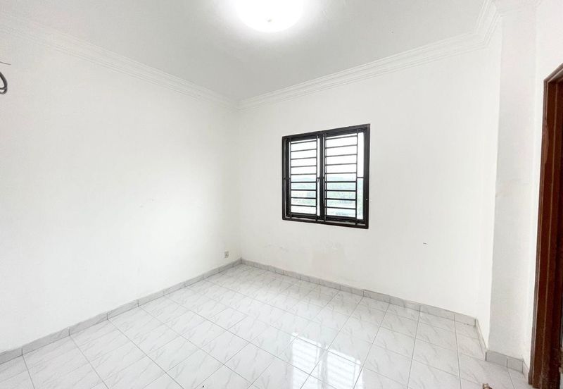 Seri Mutiara Apartment, Bandar Baru Seri Alam