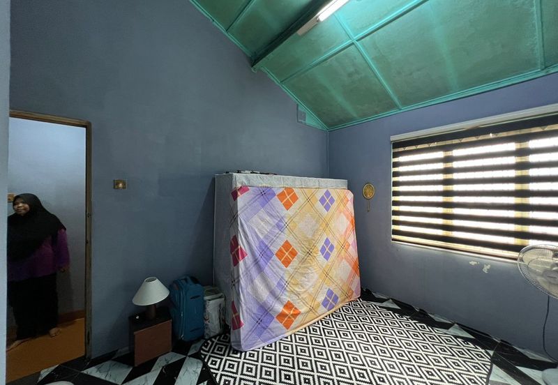 Double Storey Low Cost Taman Seri Senai 