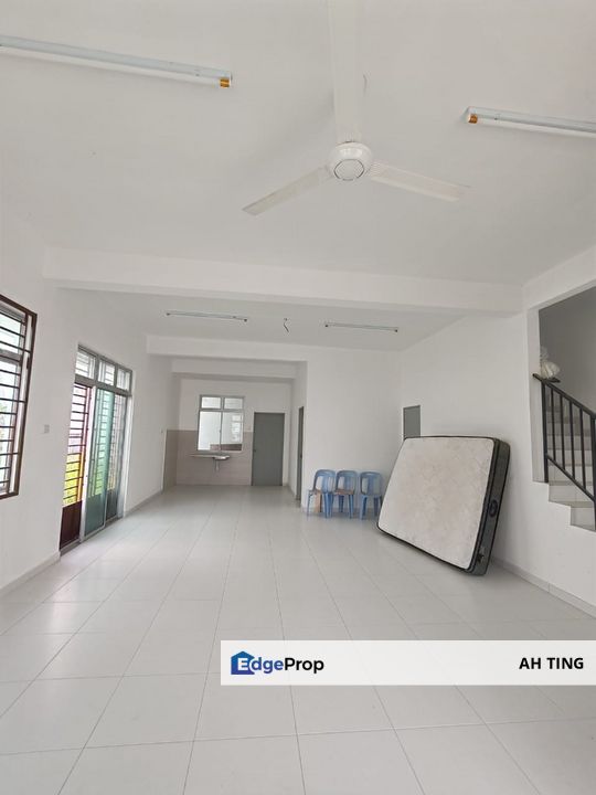 Double Storey Cluster Taman Pulai Mutiara , Johor, 