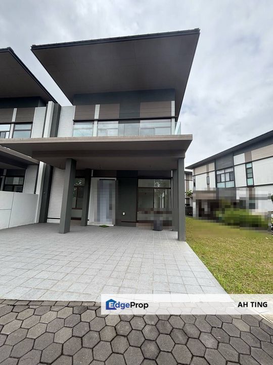 2 Storey Semi D Sakura Residence Sunway Medini , Johor, Nusajaya