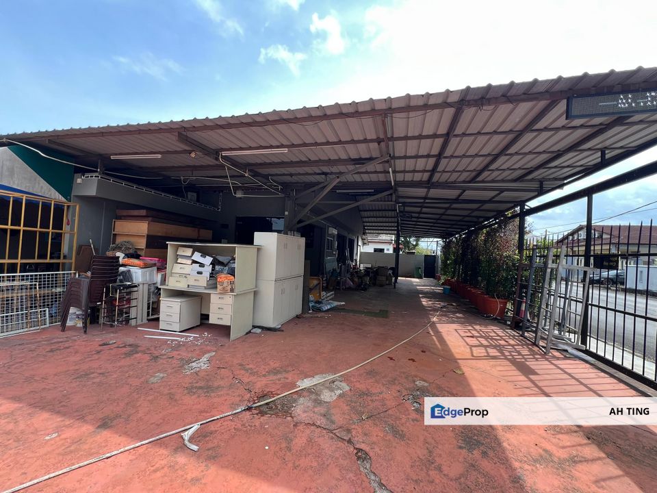 Single Storey Commercial Lot Jalan Bakar Batu , Johor, Johor Bahru