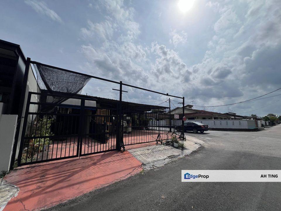 Single Storey Commercial Lot Jalan Bakar Batu , Johor, Johor Bahru