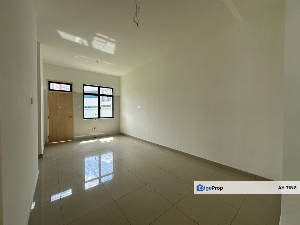 Double Storey Semi D Austin Mutiara , Johor, Johor Bahru
