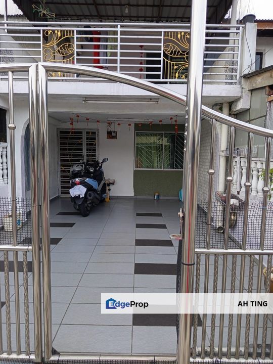 Double Storey Low Cost Taman Ria Plentong , Johor, Plentong