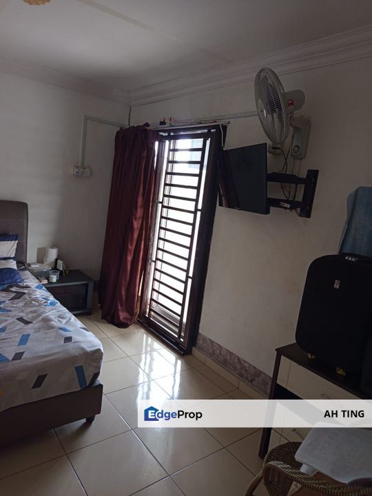 Double Storey Low Cost Taman Ria Plentong , Johor, Plentong