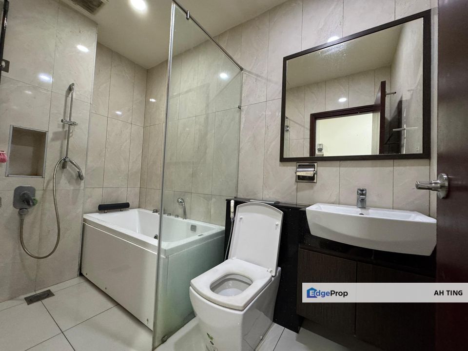 Paragon Suites Johor Bahru Near Ciq , Johor, Johor Bahru