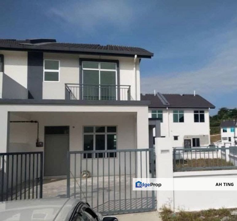 Double Storey Terrace House End Lot Pulai Mutiara , Johor, Kangkar Pulai