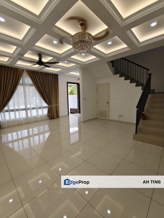 Double Storey Terrace House Desa Tebrau Cello , Johor, Johor Bahru