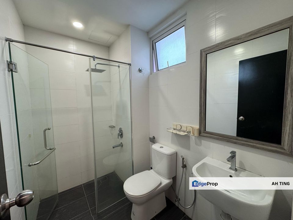 Twin Galaxy Residence Johor Bahru Near Ciq , Johor, Johor Bahru